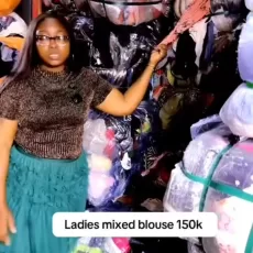 Ladies mixed blouse 55kg